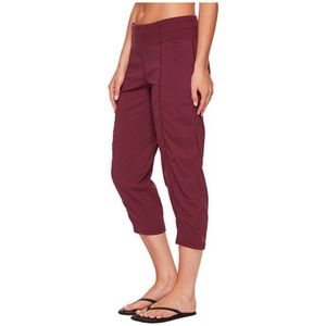 Lucy “Get Going” Capri Pants